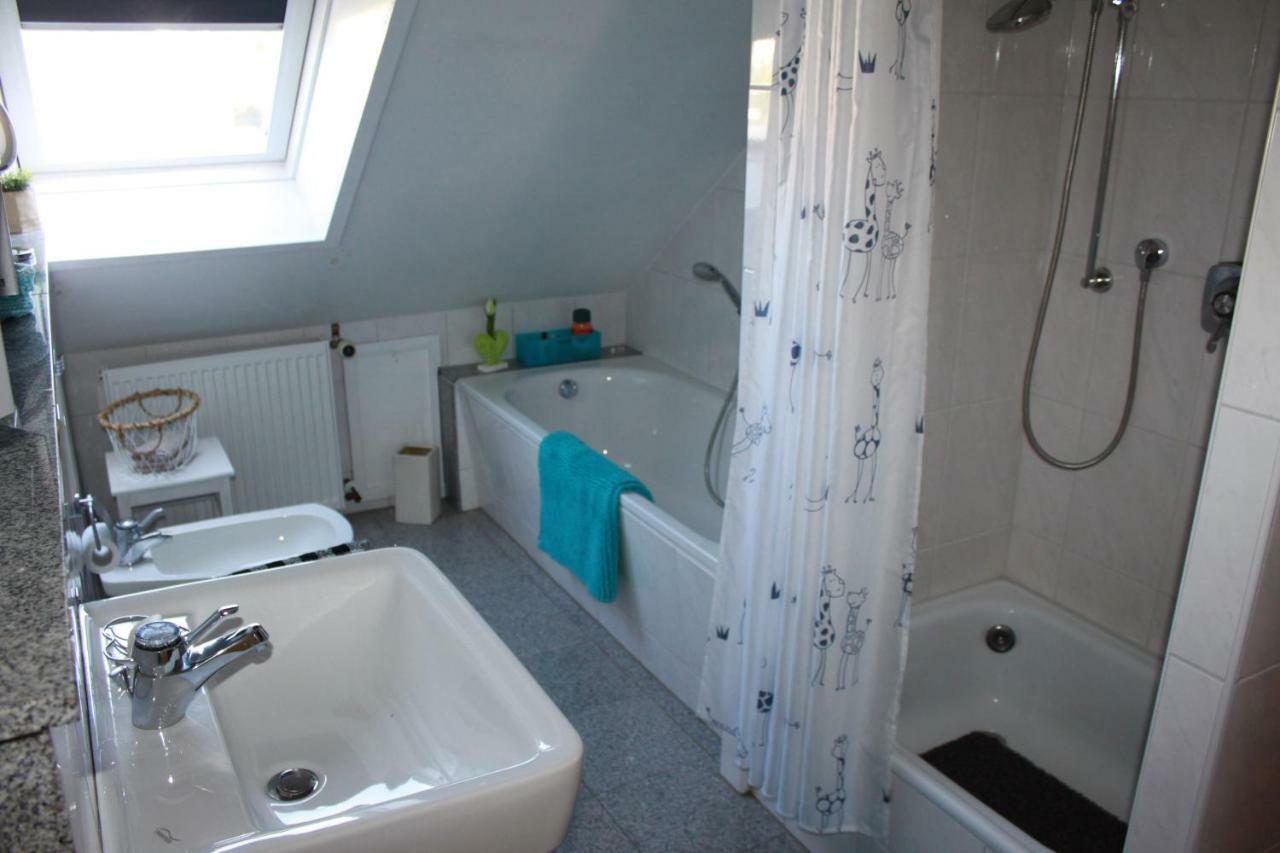 Ferienwohnung,Ueber Tage Bochum Esterno foto